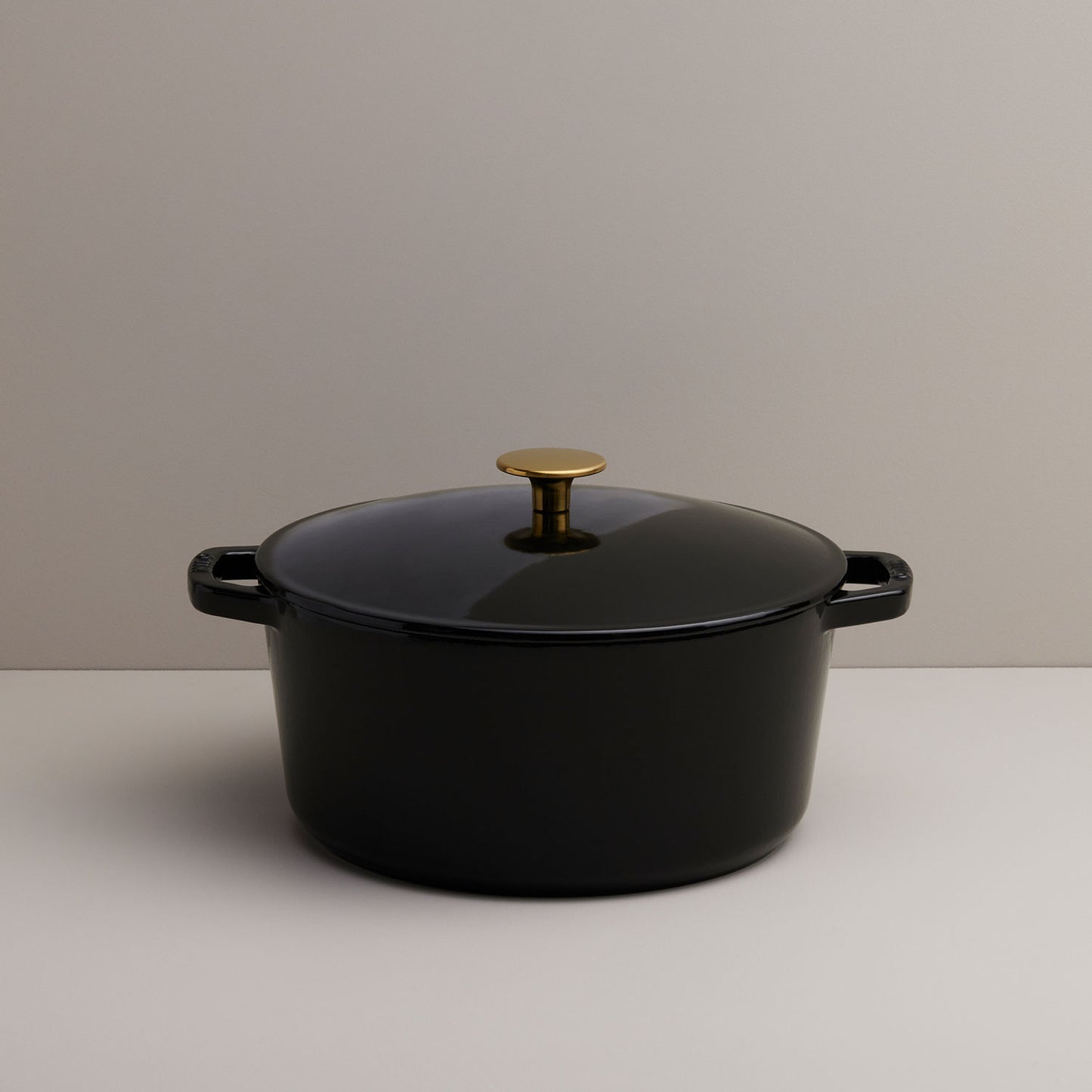 Milo_5,2Gryte_Svart